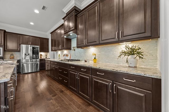 440 Creekhurst Place, Cary, NC 27519