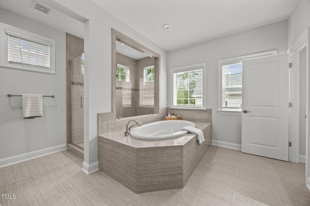 440 Creekhurst Place, Cary, NC 27519