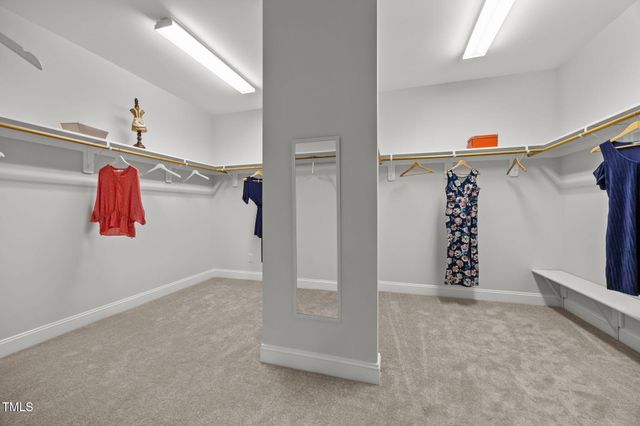 440 Creekhurst Place, Cary, NC 27519