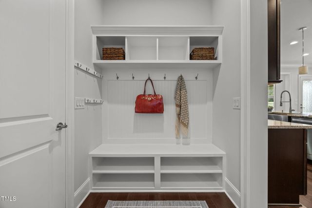 440 Creekhurst Place, Cary, NC 27519