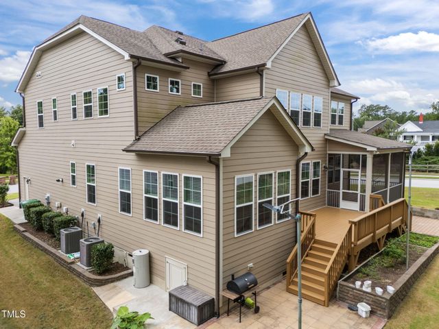 440 Creekhurst Place, Cary, NC 27519