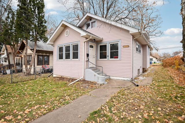 3226 Oliver Avenue N, Minneapolis, MN 55412