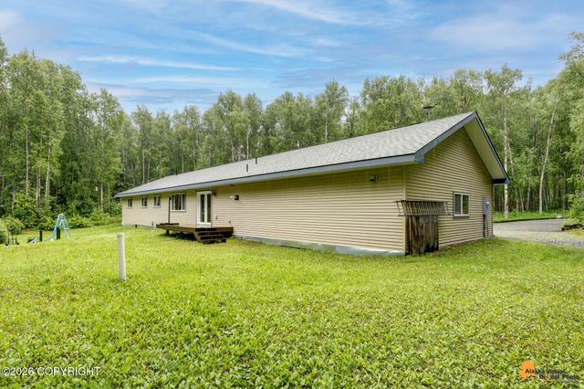 3609 N One Horse Lane, Wasilla, AK 99623