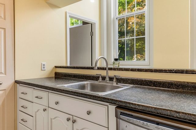 160 Salem Street 201, Haverhill, MA 01835