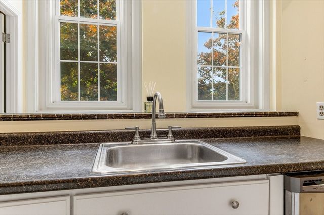 160 Salem Street 201, Haverhill, MA 01835