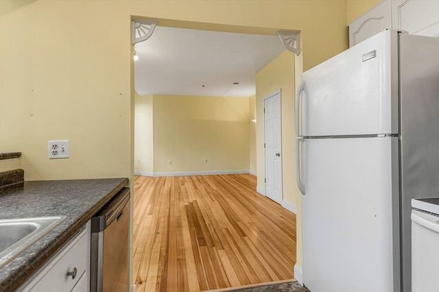 160 Salem Street 201, Haverhill, MA 01835