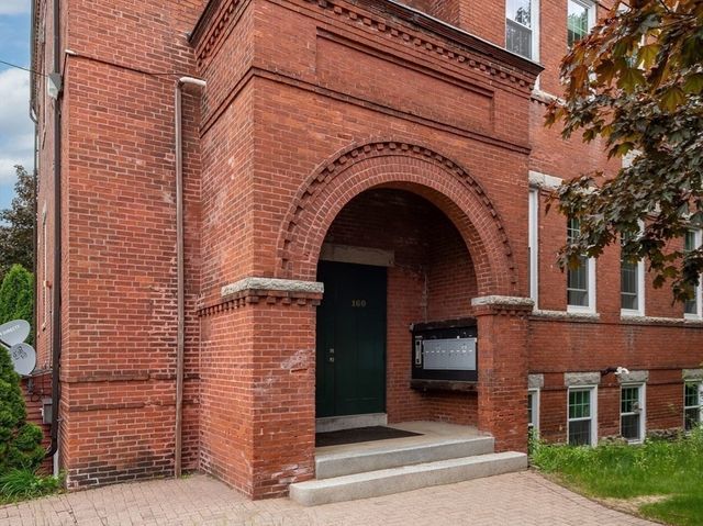 160 Salem Street 201, Haverhill, MA 01835