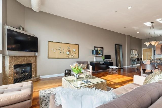 10 Ocean Ave 204, Revere, MA 02151