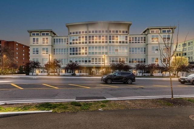 10 Ocean Ave 204, Revere, MA 02151