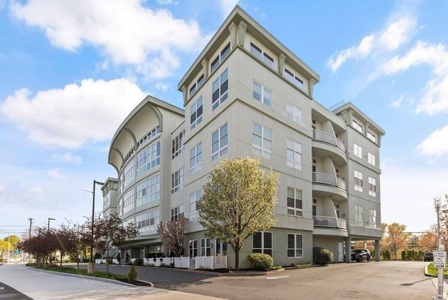 10 Ocean Ave 204, Revere, MA 02151
