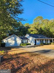 145 McGiboney Place, Covington, GA 30016