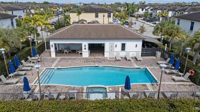 4690 Santa Cruz Way 000, Davie, FL 33314
