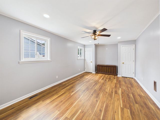 224 Nedra Dr, Barboursville, WV 25504