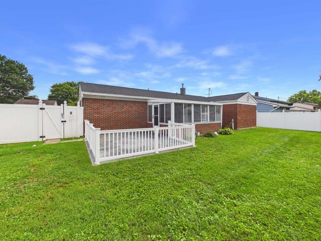 224 Nedra Dr, Barboursville, WV 25504