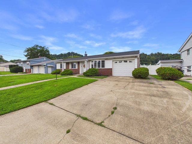 224 Nedra Dr, Barboursville, WV 25504
