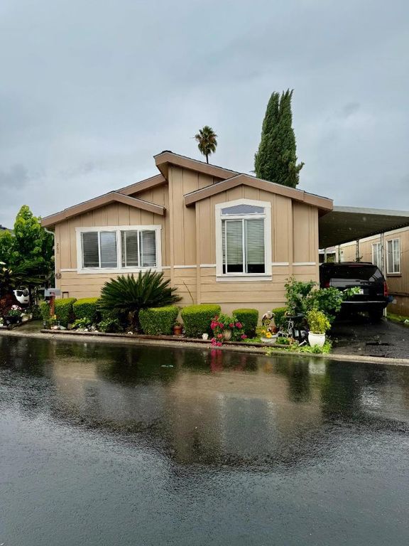 165 Blossom Hill #268 Road, San Jose, CA 95123