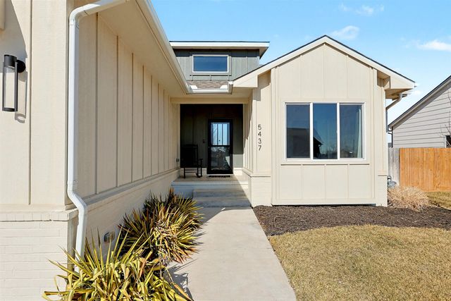 5437 N Saint Paul Ct, Wichita, KS 67204