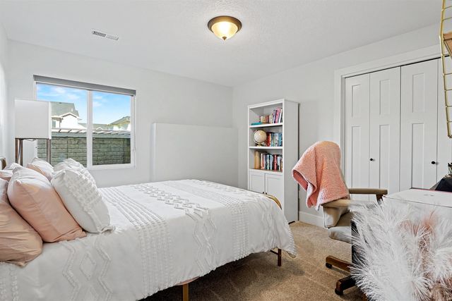 5437 N Saint Paul Ct, Wichita, KS 67204