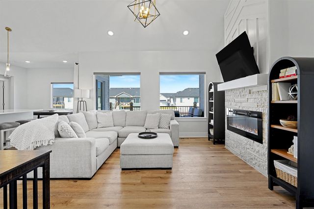 5437 N Saint Paul Ct, Wichita, KS 67204