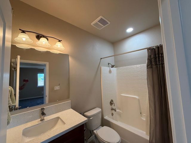 1707 Sylvia Street, Selma, CA 93662