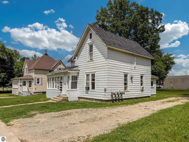 316 Euclid Street, Alma, MI 48801