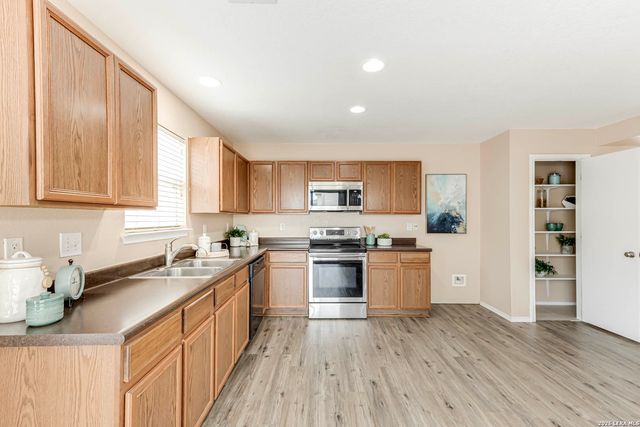 16102 Barrell Run, San Antonio, TX 78247