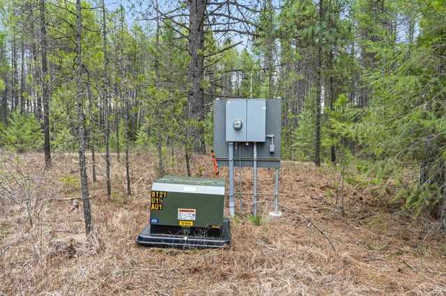 1901 Pines Rd, Newport, WA 99156