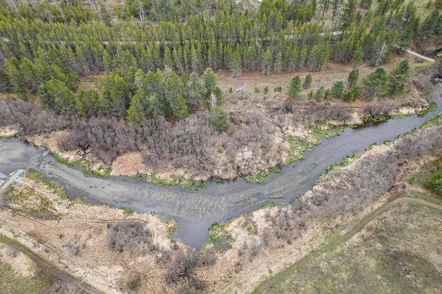 1901 Pines Rd, Newport, WA 99156