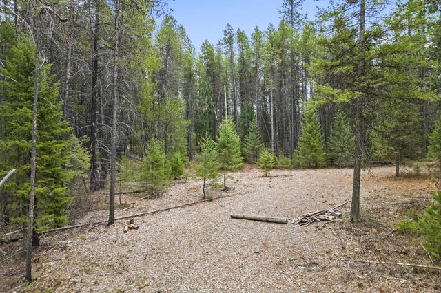 1901 Pines Rd, Newport, WA 99156