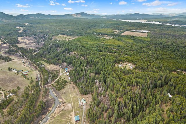 1901 Pines Rd, Newport, WA 99156