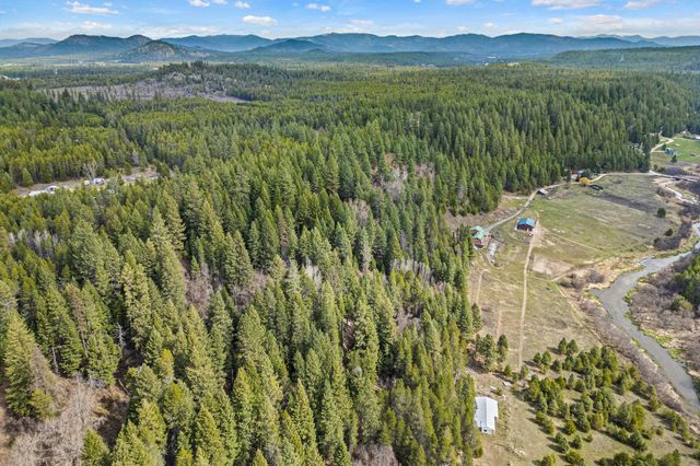 1901 Pines Rd, Newport, WA 99156