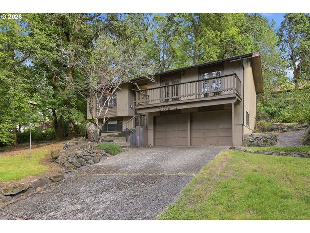 2879 TIMBERLINE Dr, Eugene, OR 97405