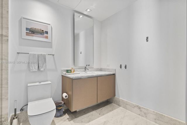 17141 Collins Ave 3002, Sunny Isles Beach, FL 33160