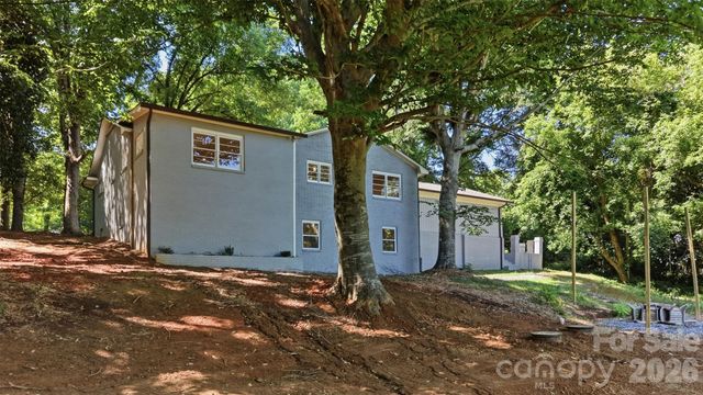 334 Country Lane, Mocksville, NC 27028