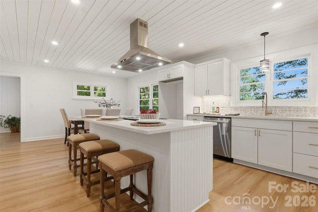 334 Country Lane, Mocksville, NC 27028