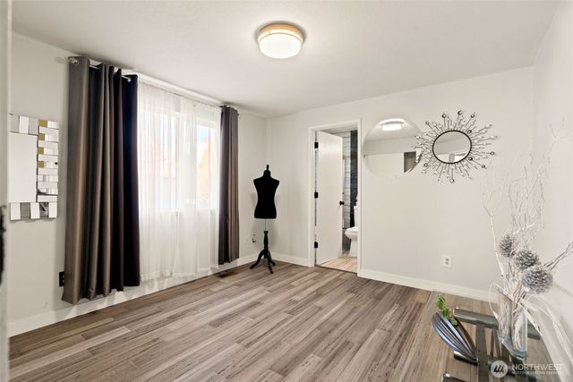 12737 NE 97th Place, Kirkland, WA 98033