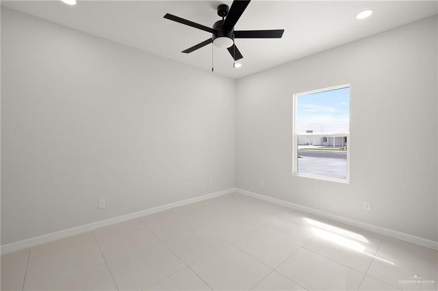 4204 Heron Avenue 109, Mcallen, TX 78504