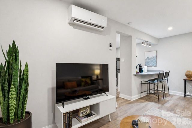 2000 Patio Court 119, Charlotte, NC 28205