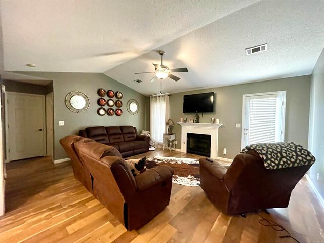 2520 Britton Drive, Jonesboro, AR 72405
