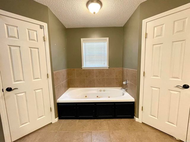 2520 Britton Drive, Jonesboro, AR 72405