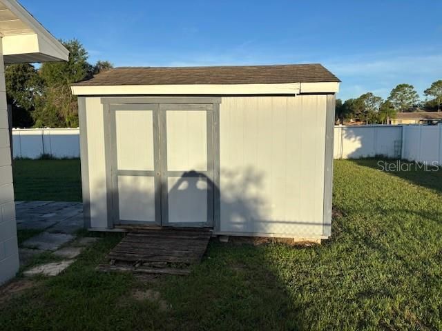 13233 GRAND TERRACE DRIVE, Grand Island, FL 32735