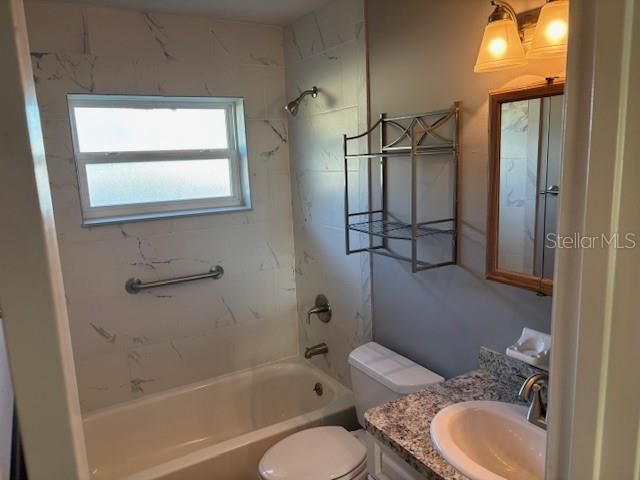 13233 GRAND TERRACE DRIVE, Grand Island, FL 32735