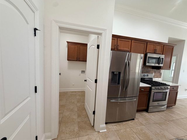 17483 Waterloo Dr, Baton Rouge, LA 70817