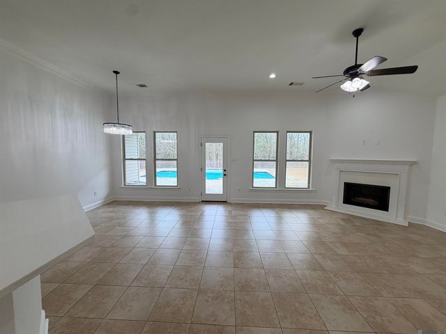 17483 Waterloo Dr, Baton Rouge, LA 70817