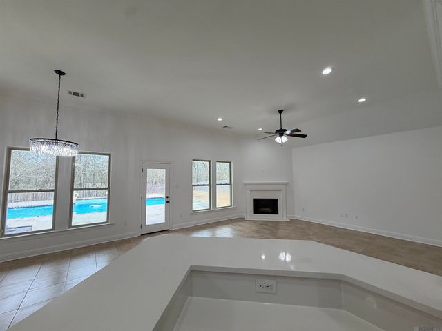 17483 Waterloo Dr, Baton Rouge, LA 70817