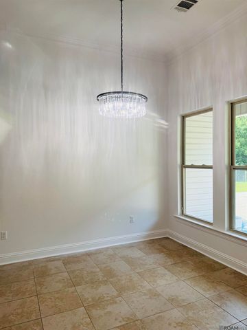 17483 Waterloo Dr, Baton Rouge, LA 70817