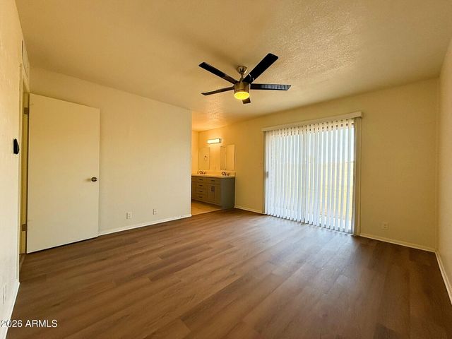 3630 E BEVERLY Lane, Phoenix, AZ 85032