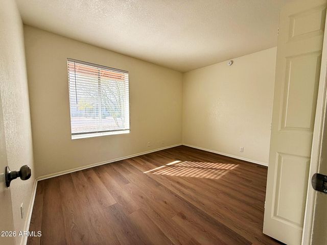 3630 E BEVERLY Lane, Phoenix, AZ 85032