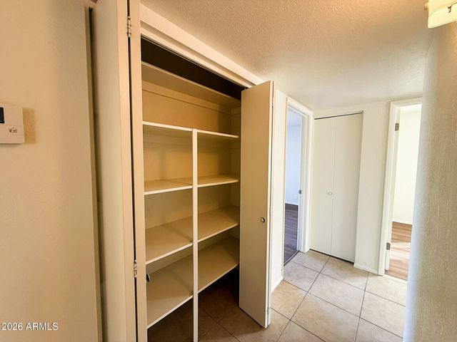 3630 E BEVERLY Lane, Phoenix, AZ 85032