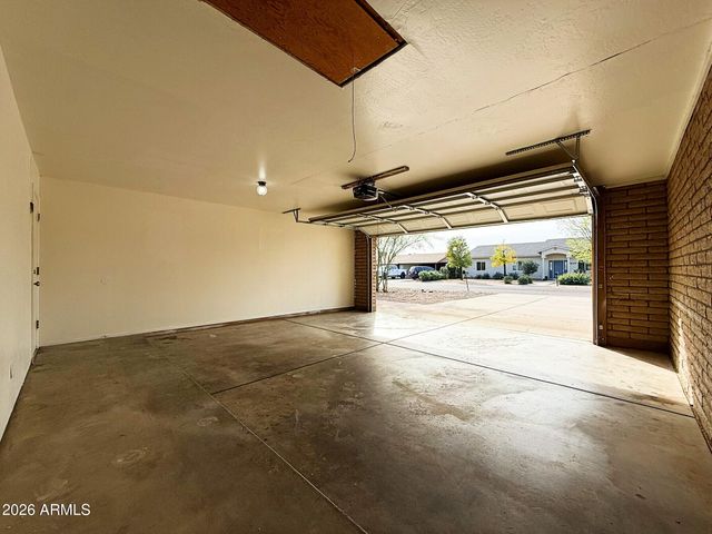 3630 E BEVERLY Lane, Phoenix, AZ 85032